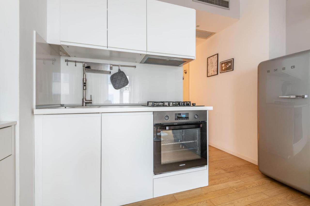 Easylife - Sofisticato Monolocale Con Terrazzino Nel Cuore Di Porta Venezia Milano Dış mekan fotoğraf